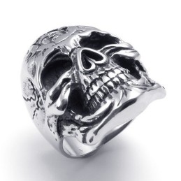 Anello In Pelle Di Titanio Di Eccellente Qualità, Colori Delicati E Finemente Lavorati