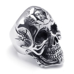 Anello In Pelle Di Titanio Di Eccellente Qualità, Colori Delicati E Finemente Lavorati