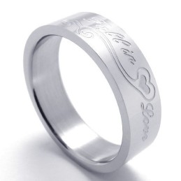 Anello In Titanio Con Forma Elegante, Brillantezza Del Colore, Qualità E Quantità Garantite.