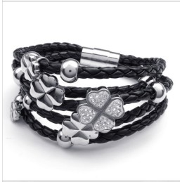 Bracciale In Titanio Di Qualità Affidabile, Dal Design Abile E Dai Colori Delicati