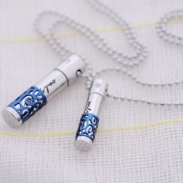 Collana Con Ciondolo In Titanio Con Scritta "Loveheart Lovers" Blu Alla Moda