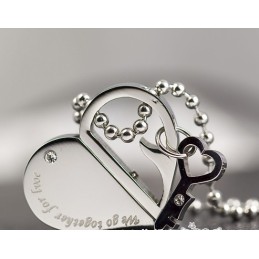 Ci Riuniamo Per Amore - Collana Con Ciondolo In Titanio Alla Moda