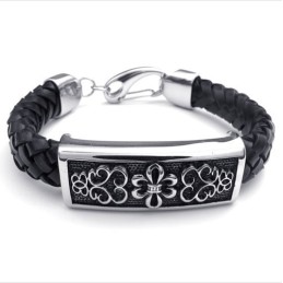 Bracciale In Pelle Di Titanio Di Ottima Qualità, Con Motivi Alla Moda E Colori Delicati.