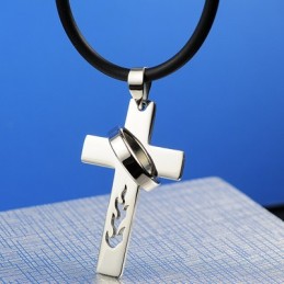 Collana Con Ciondolo A Forma Di Croce In Titanio Con Fiamma Per Ragazzi