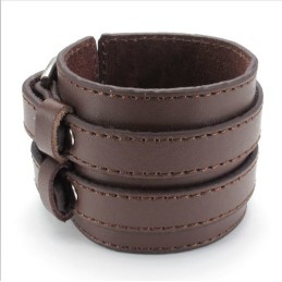 Bracciale In Pelle Di Titanio Di Qualità Eccellente, Colori Delicati E Design Abile