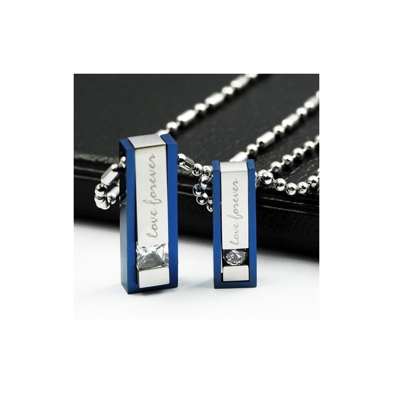 Collana Con Ciondolo In Titanio "Love Forever Sweetheart Lovers" Collana Con Ciondolo In Titanio "Love Forever Sweetheart Lovers"