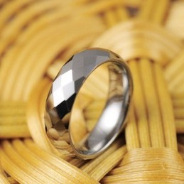 Anello In Oro Tungsteno