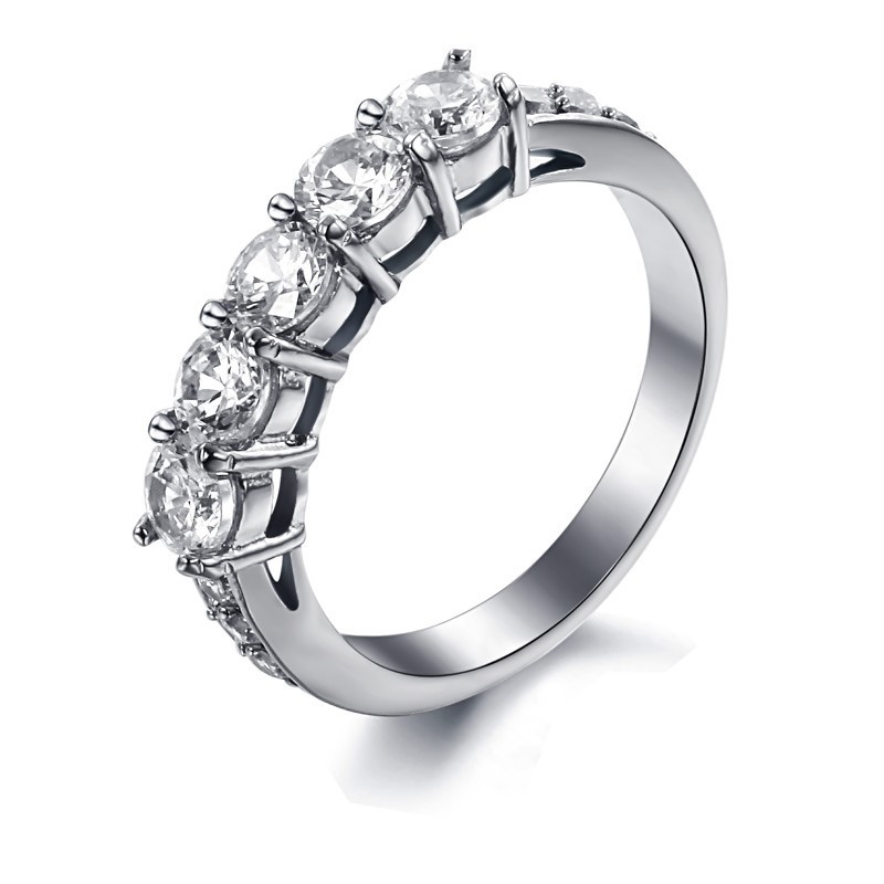 Anello Da Donna In Titanio Con Strass E Prestazioni Affidabili Anello Da Donna In Titanio Con Strass E Prestazioni Affidabili
