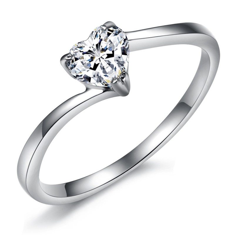 Anello Da Donna In Titanio Con Strass, Di Ottima Qualità E A Forma Di Cuore Anello Da Donna In Titanio Con Strass, Di Ottima Qualità E A Forma Di Cuore