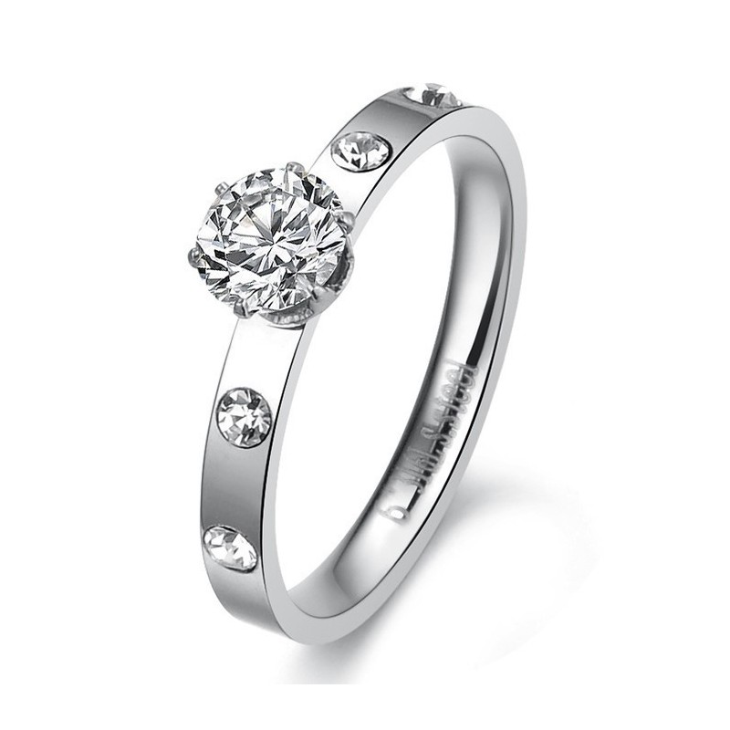 Anello Da Donna In Titanio Con Strass, Qualità E Quantità Garantite Anello Da Donna In Titanio Con Strass, Qualità E Quantità Garantite