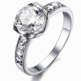 Per Godere Di Un'Alta Reputazione In Patria E All'Estero, Anello Da Donna In Titanio Con Strass