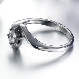 Anello Da Donna In Titanio Con Strass Di Fama Mondiale
