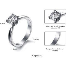 Anello Da Donna In Titanio Con Strass E Prestazioni Affidabili