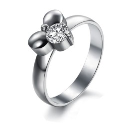 Noto Per Il Suo Anello Femminile In Titanio Di Alta Qualità Con Strass