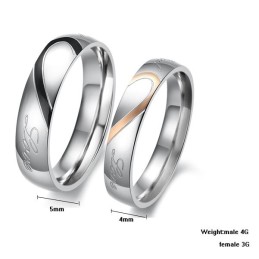 Anello In Titanio A Forma Di Cuore Di Qualità Affidabile Per Gli Innamorati