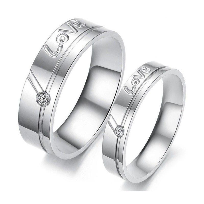 Anello In Titanio A Strati Di Fama Mondiale Per Gli Amanti Con Strass Anello In Titanio A Strati Di Fama Mondiale Per Gli Amanti Con Strass