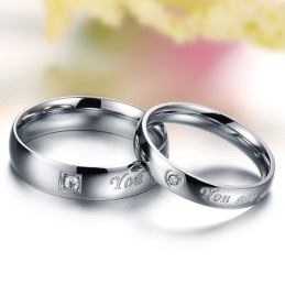 Anello In Titanio Con Strass, Qualità E Quantità Garantite Per Gli Amanti