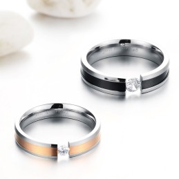 Anello In Titanio Dalle Prestazioni Affidabili Per Gli Amanti Con Strass