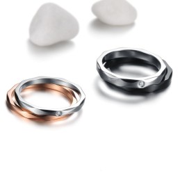 Il Re Della Quantità: Anello In Titanio Squisito Per Gli Amanti