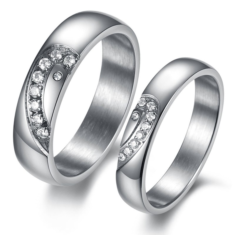 Anello In Titanio Resistente All'Uso Per Gli Amanti Anello In Titanio Resistente All'Uso Per Gli Amanti