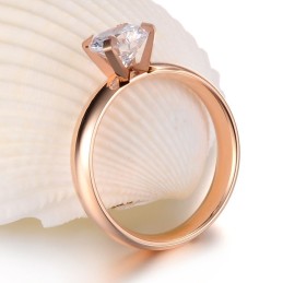 Ampia Varietà Di Anelli In Titanio Da Donna Con Strass