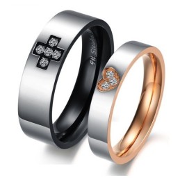 Anello In Titanio Con Croce A Forma Di Cuore Di Qualità Superiore Per Gli Innamorati
