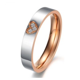 Anello In Titanio Con Croce A Forma Di Cuore Di Qualità Superiore Per Gli Innamorati