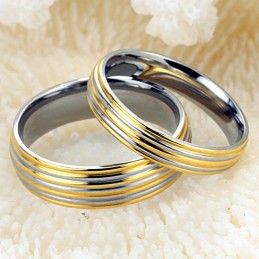 Anello In Titanio Dorato Di Qualità Superiore Per Gli Amanti