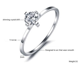 Anello In Titanio Dalle Prestazioni Affidabili Per Gli Amanti Con Strass