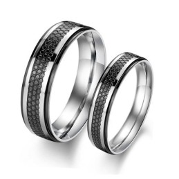 Anello In Titanio Nero Con Qualità E Quantità Assicurate Per Gli Amanti