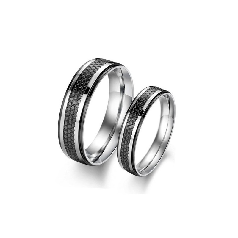 Anello In Titanio Nero Con Qualità E Quantità Assicurate Per Gli Amanti Anello In Titanio Nero Con Qualità E Quantità Assicurate Per Gli Amanti