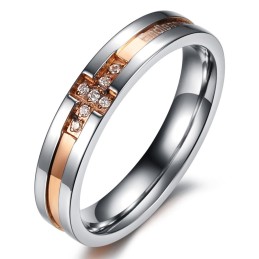 Anello In Titanio Con Croce "The King Of Quantity" Per Amanti Con Strass