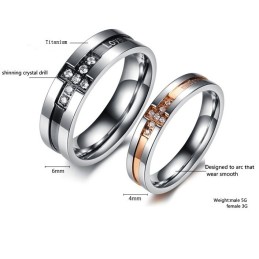 Anello In Titanio Con Croce "The King Of Quantity" Per Amanti Con Strass
