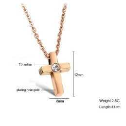Collana In Titanio Con Croce Di Qualità Queen Of Quality E Strass