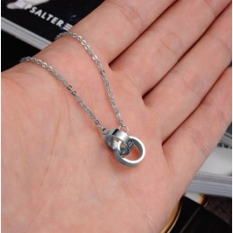 Collana In Titanio Con Anello Di Fase Femminile Completa Nelle Specifiche