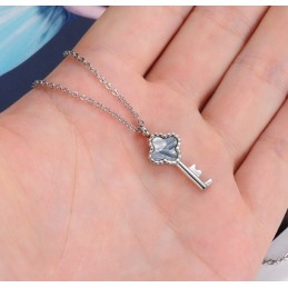 Collana In Titanio Con Chiave Femminile Di Alta Qualità