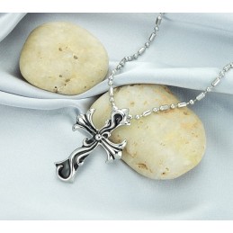 Collana In Titanio Con Croce Maschile Di Alta Qualità