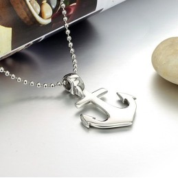 Collana In Titanio Con Croce Di Fama Mondiale