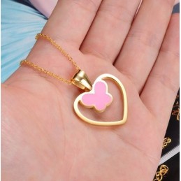Noto Per La Sua Raffinata Qualità, La Collana In Titanio A Forma Di Farfalla Femminile