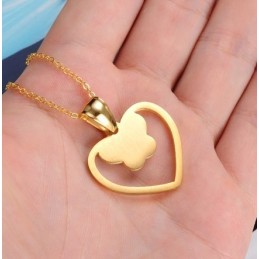 Noto Per La Sua Raffinata Qualità, La Collana In Titanio A Forma Di Farfalla Femminile
