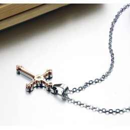 Collana In Titanio Con Croce Femminile "The King Of Quantity"