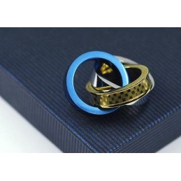 Ciondolo Con Anelli Tricolore Alla Moda E Collana In Titanio