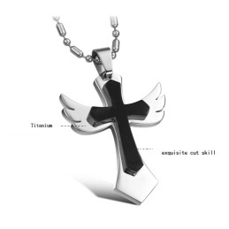 Collana In Titanio Con Croce Di Qualità Stabile