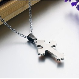 Collana In Titanio Con Croce Di Qualità Superiore