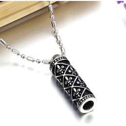 Collana In Titanio In Stile Nazionale Di Fama Mondiale