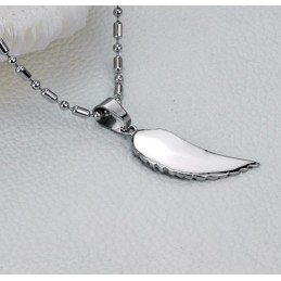 Collana In Titanio A Forma Di Eyas, Il Re Della Quantità