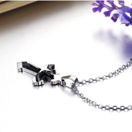 Collana In Titanio Con Croce Maschile Di Qualità Stabile