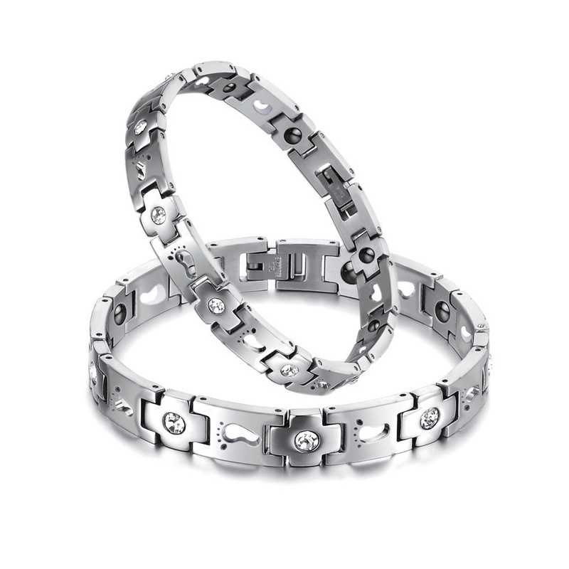 Bracciale In Titanio Di Qualità Queen Of Quality Per Amanti Con Strass Bracciale In Titanio Di Qualità Queen Of Quality Per Amanti Con Strass
