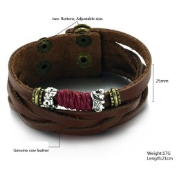 Noto Per Il Suo Bracciale In Pelle Di Titanio Di Alta Qualità