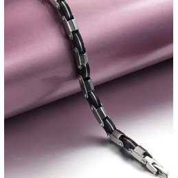 Ampia Varietà Di Braccialetti In Silicone E Titanio